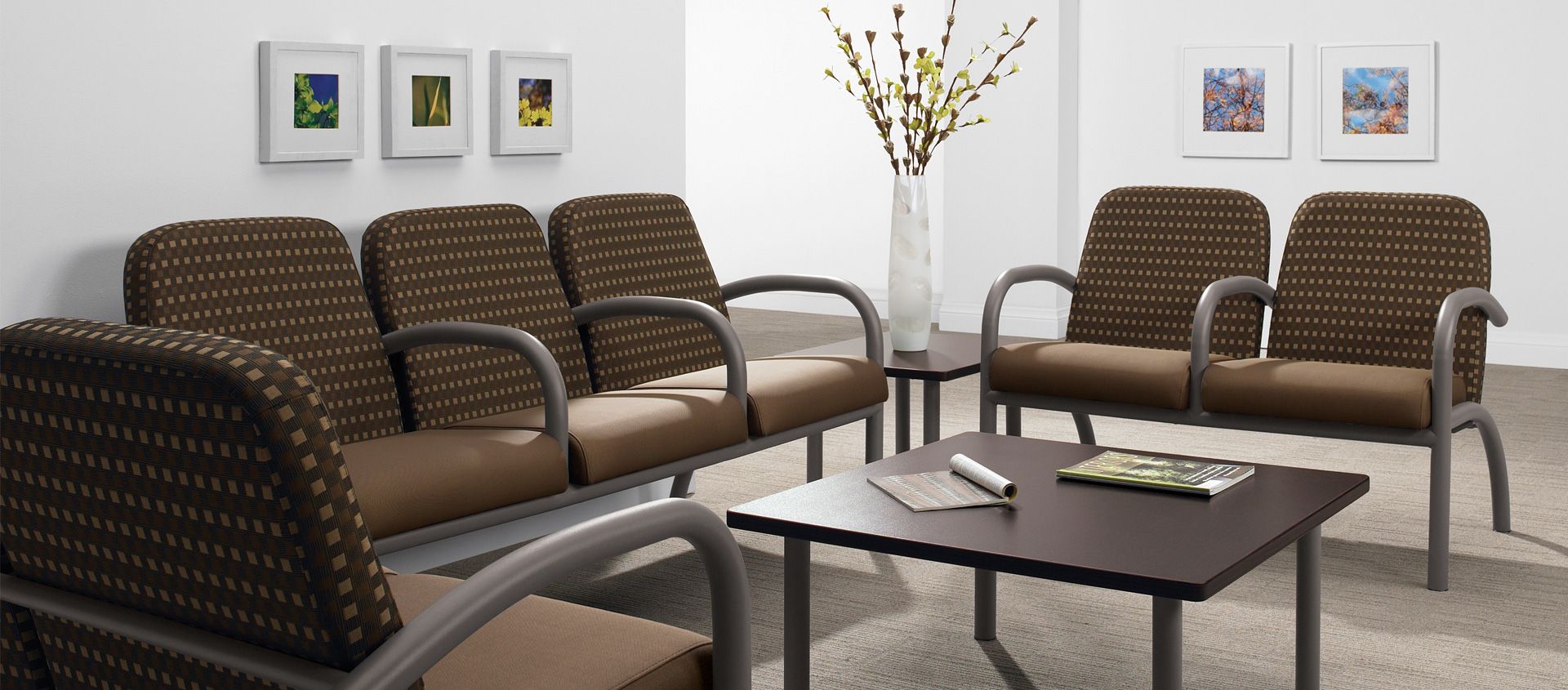 Healthcare-Desking-Tables-Lounge